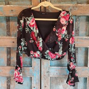 Long sleeve floral crop top
